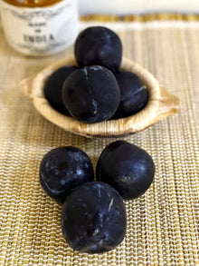 Black Amber Plum
