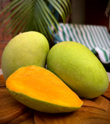 Bombay Green Mango (2-3pc per kg)